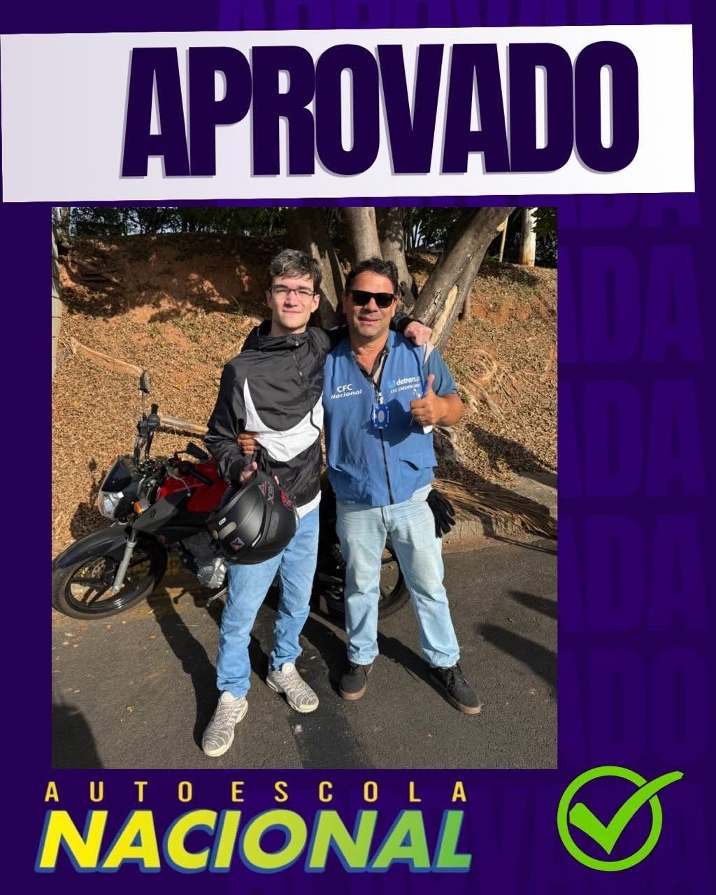 Aluno aprovado da Auto Escola Nacional